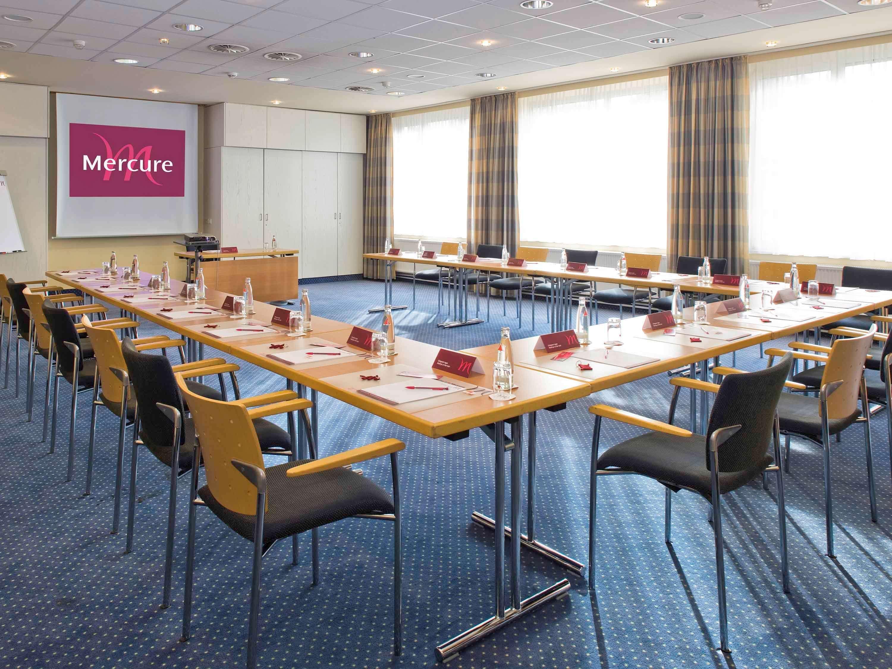 Mercure Hotel Bad Homburg Friedrichsdorf Exterior photo