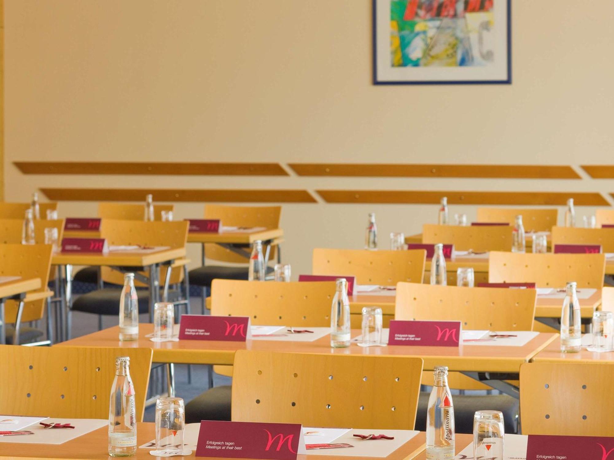 Mercure Hotel Bad Homburg Friedrichsdorf Exterior photo
