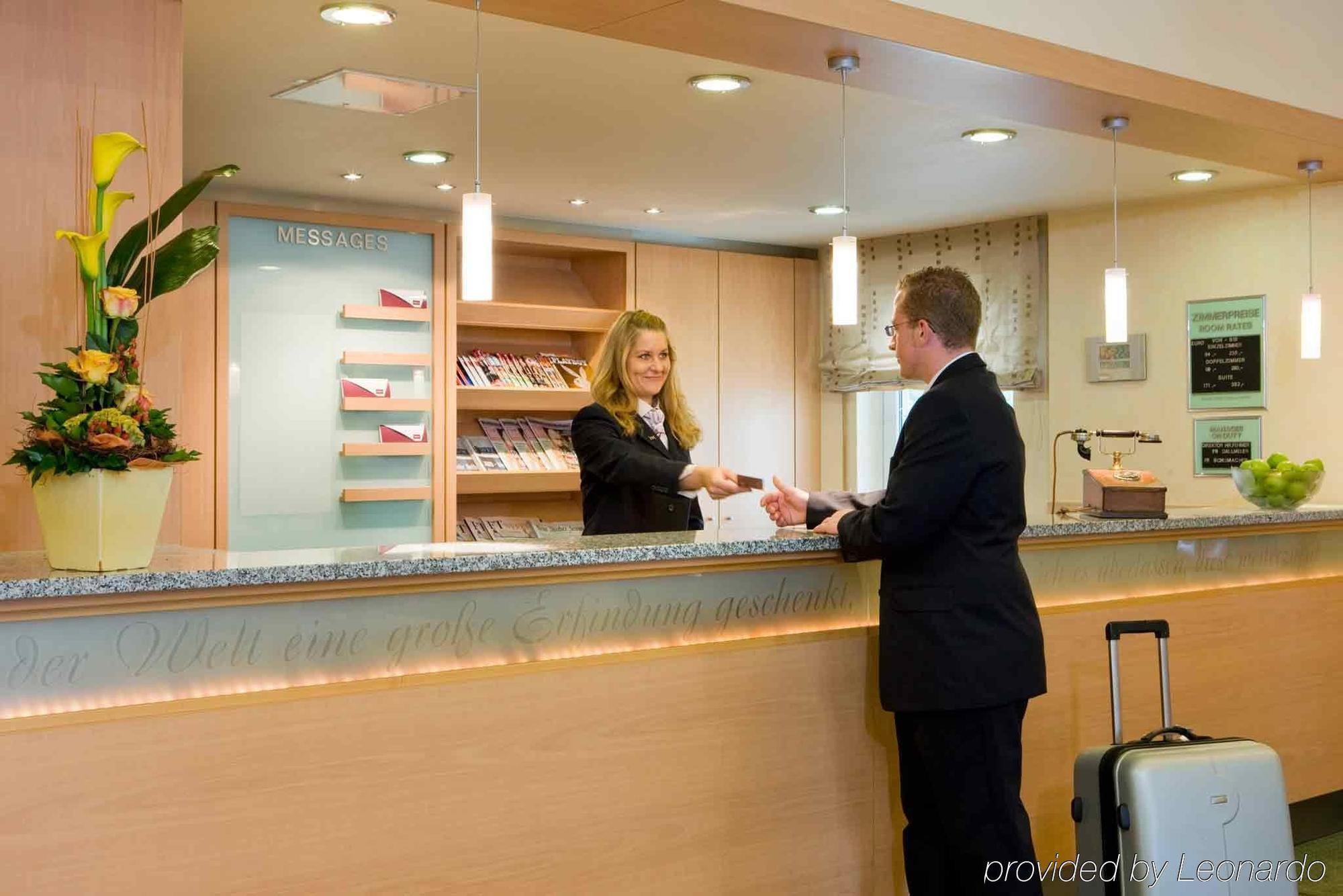 Mercure Hotel Bad Homburg Friedrichsdorf Exterior photo