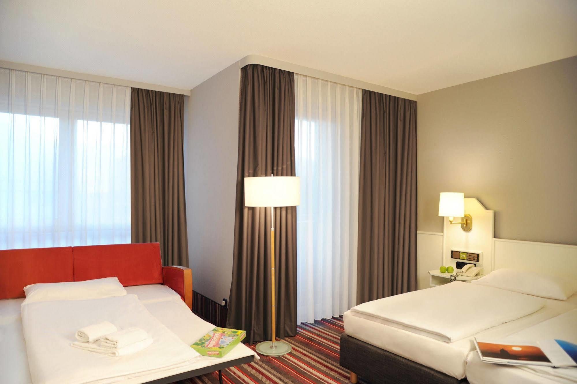 Mercure Hotel Bad Homburg Friedrichsdorf Exterior photo