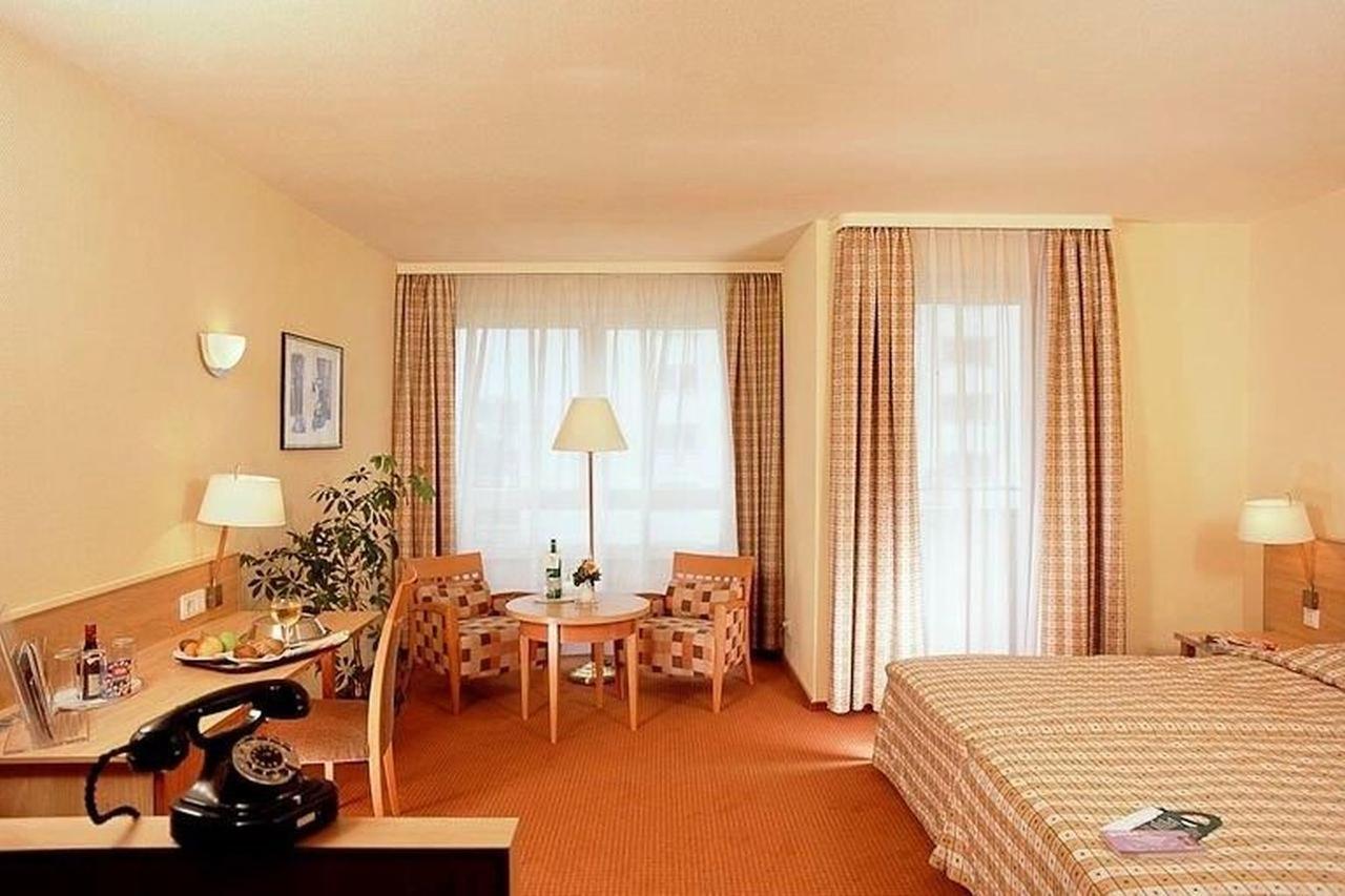 Mercure Hotel Bad Homburg Friedrichsdorf Exterior photo